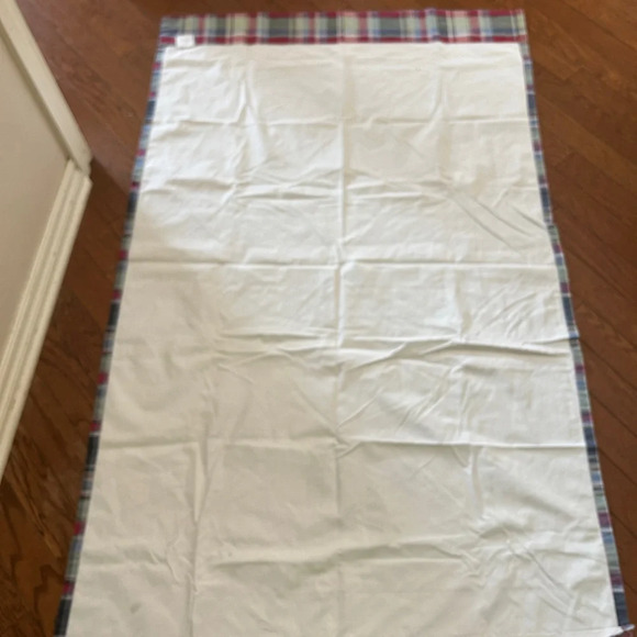 Plaid blackout curtain panel. 40 inches wide 65 inches long. Good condition - Picture 5 of 5